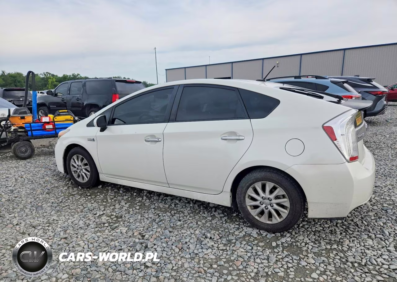 2014 Toyota Prius Plug-In Hybrid Base VIN:JTDKN3DP1E3059728 - 2