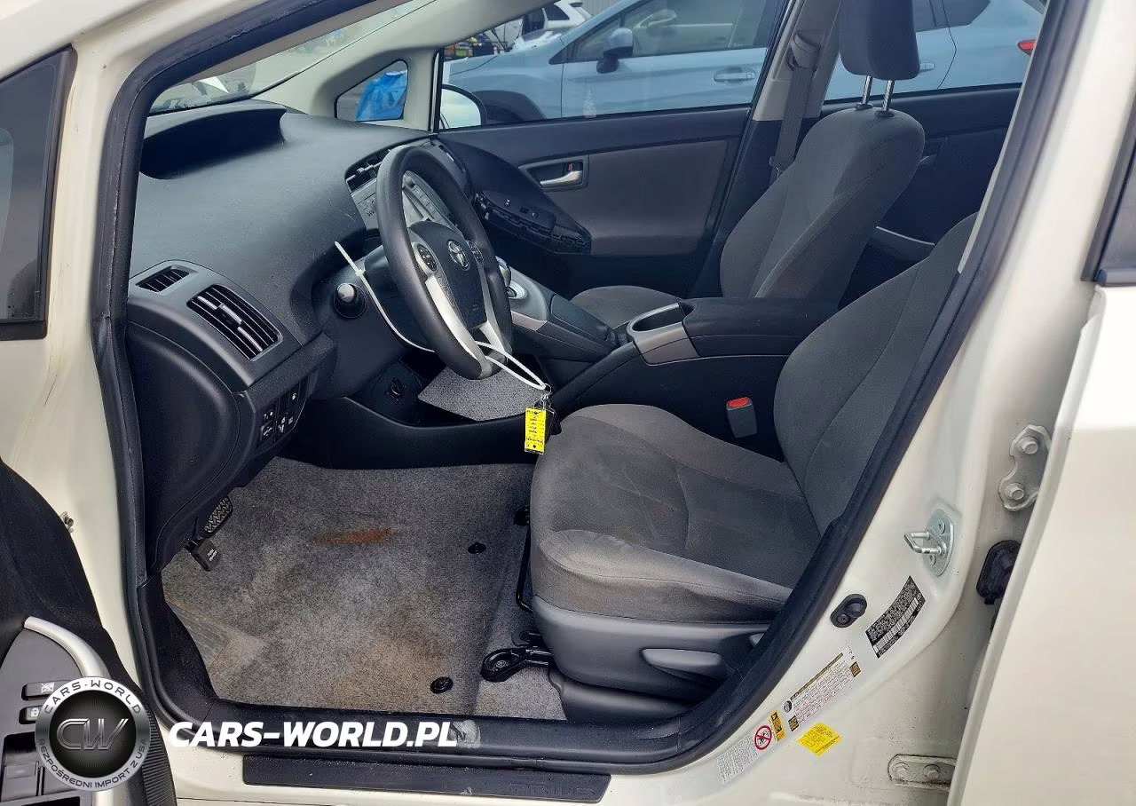 2014 Toyota Prius Plug-In Hybrid Base VIN:JTDKN3DP1E3059728 - 7