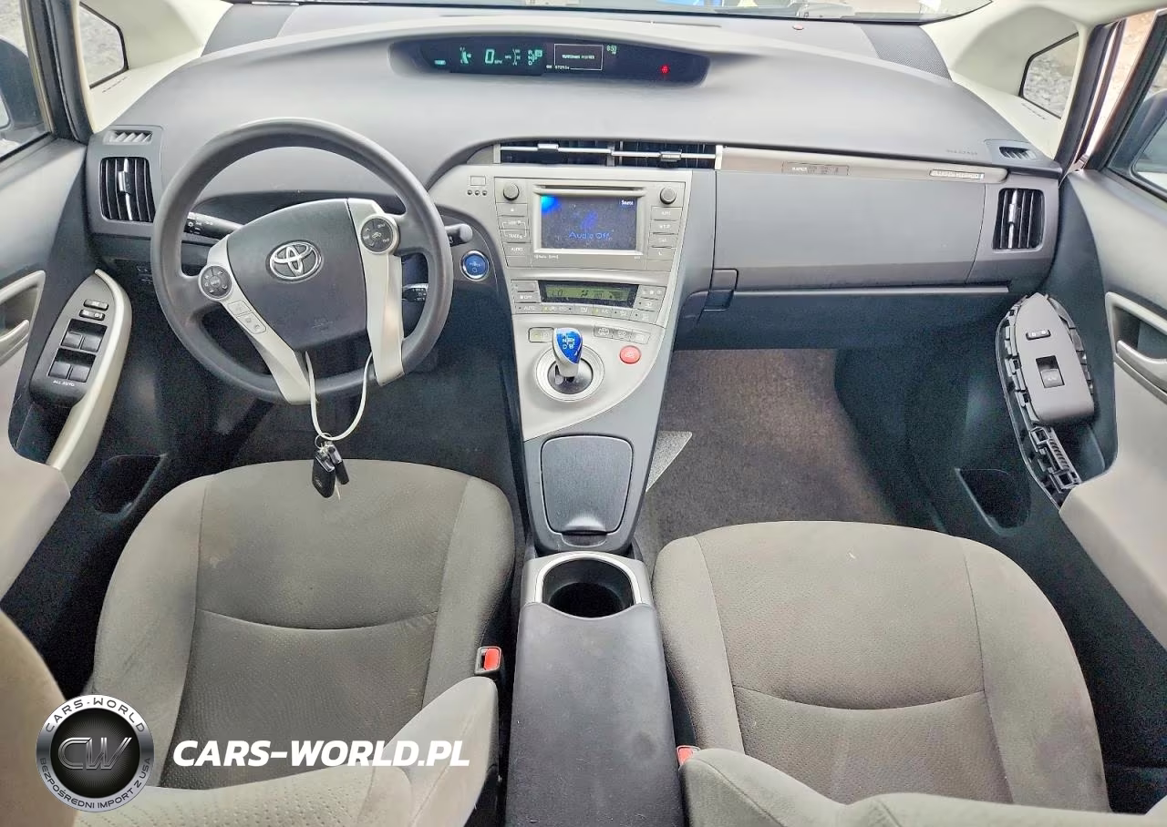 2014 Toyota Prius Plug-In Hybrid Base VIN:JTDKN3DP1E3059728 - 8