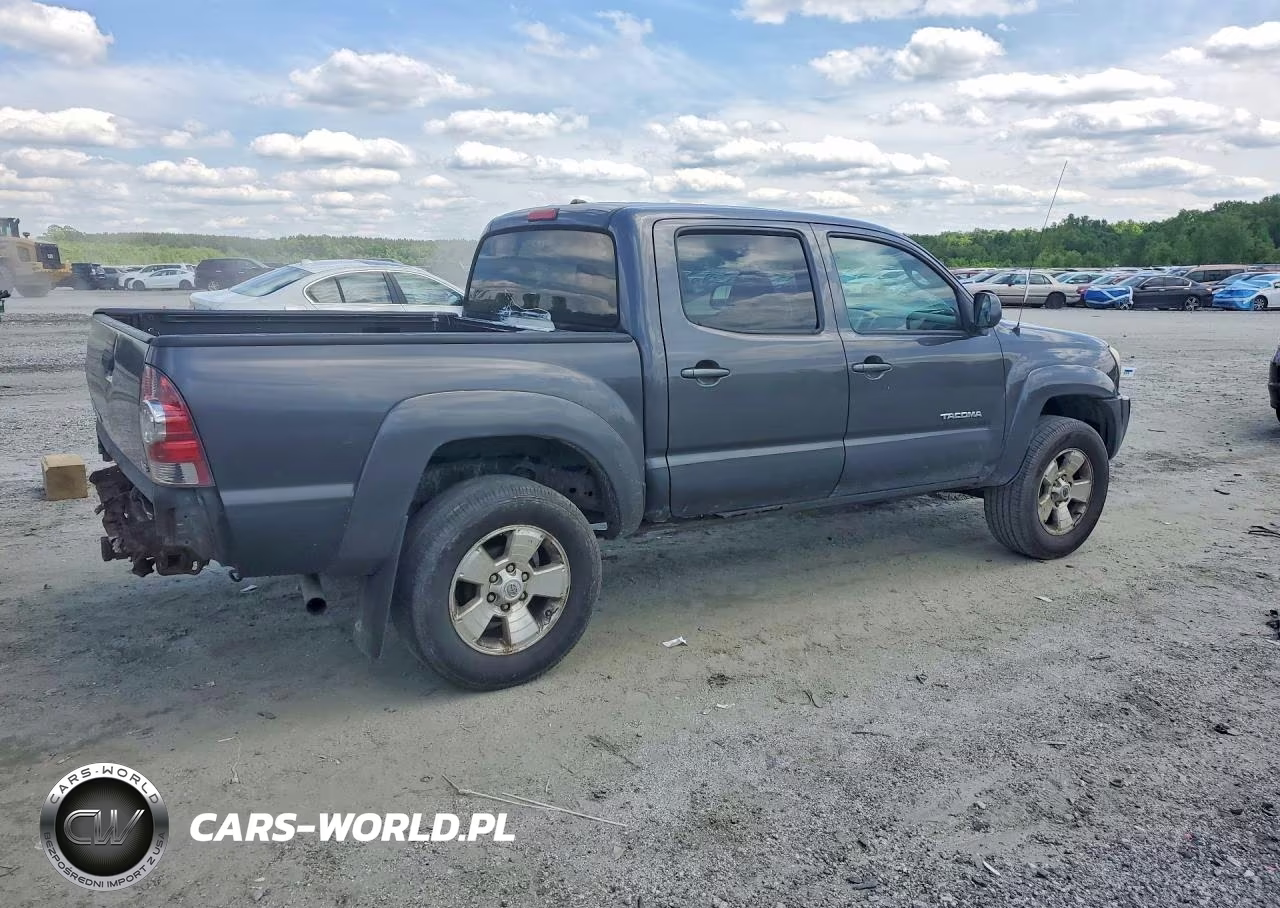 2011 Toyota Tacoma Double Cab VIN:3TMLU4EN8BM064316 - 3