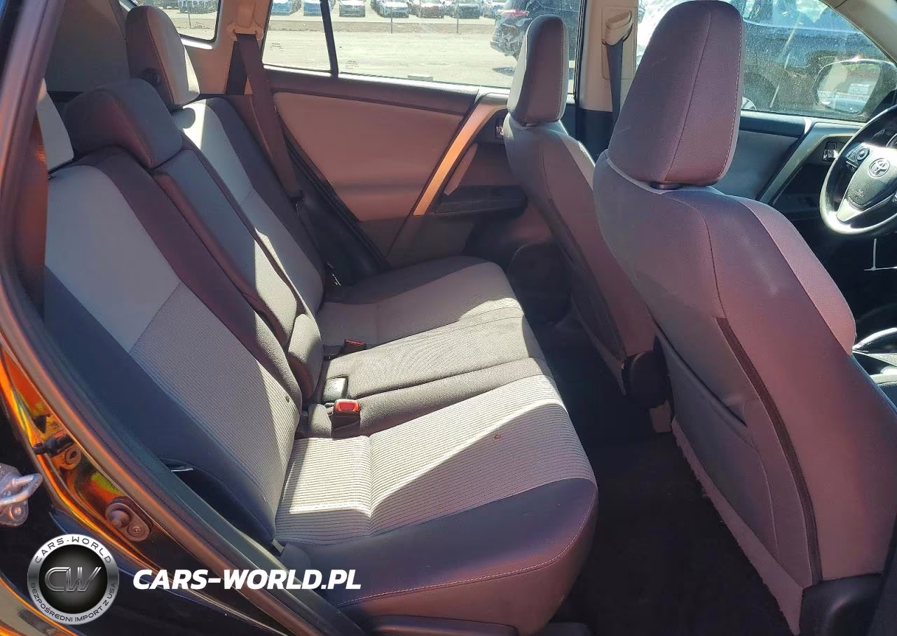2015 Toyota Rav4 Xle VIN:2T3RFREV0FW328442 - 11