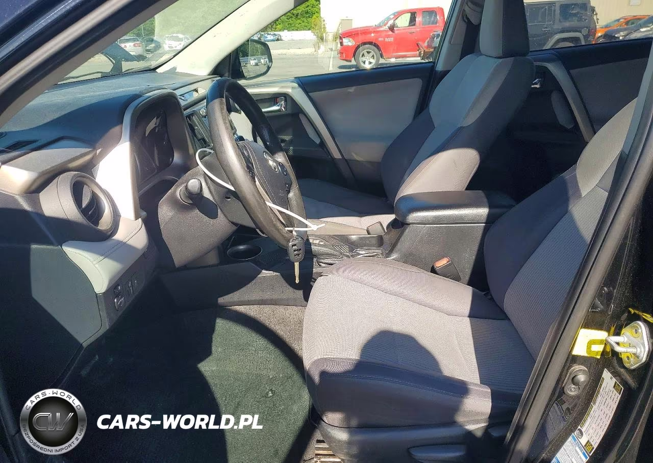 2015 Toyota Rav4 Xle VIN:2T3RFREV0FW328442 - 7