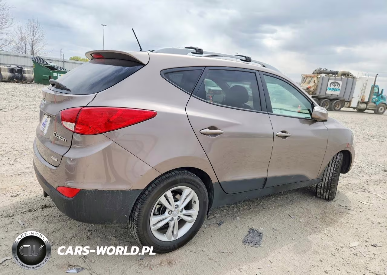 2012 Hyundai Tucson Gls VIN:KM8JUCAC3CU403675 - 3