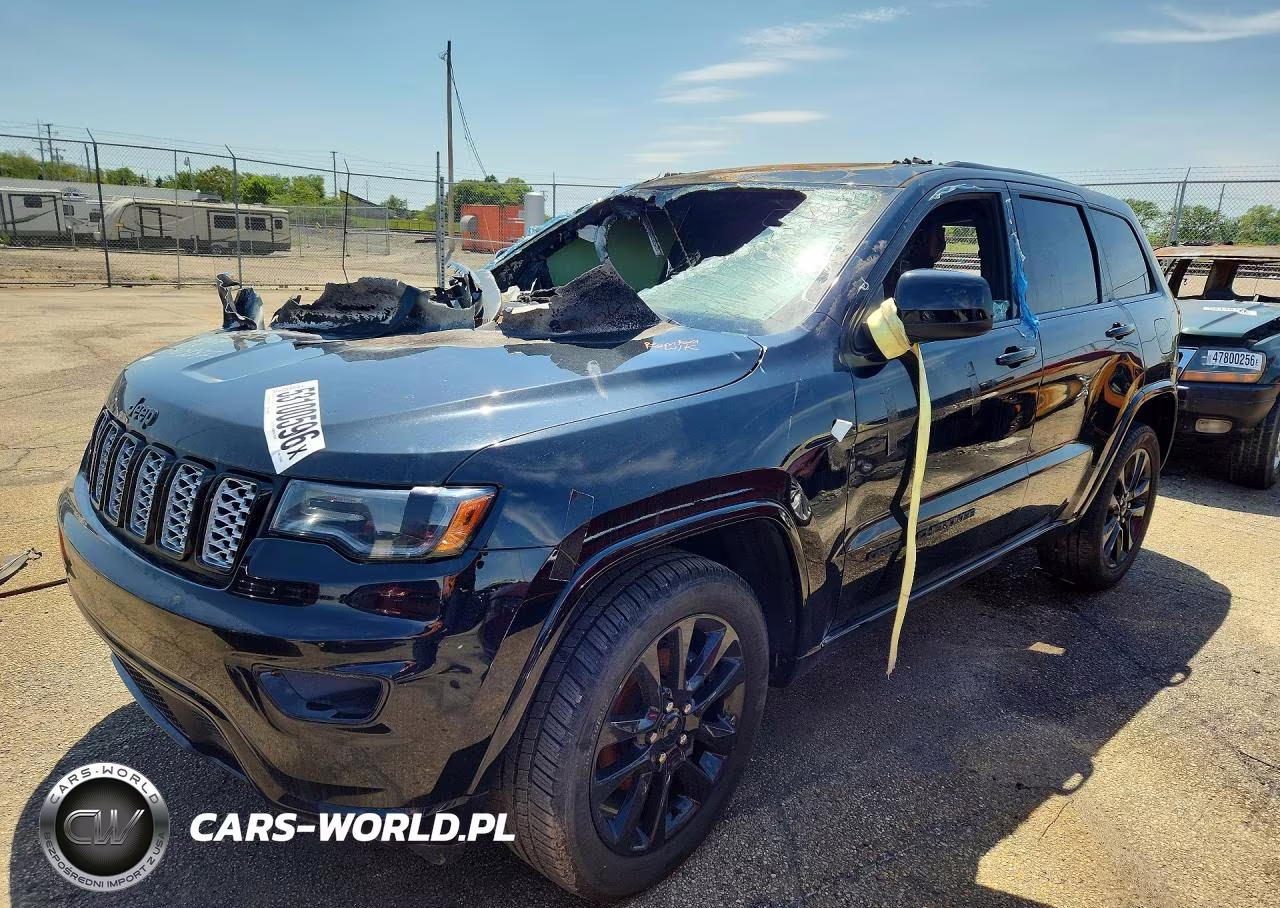 2020 Jeep Grand Cherokee Laredo