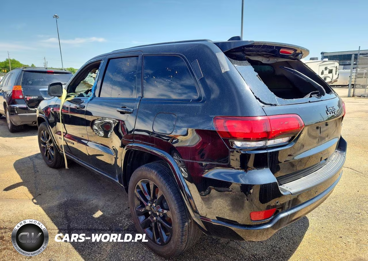 2020 Jeep Grand Cherokee Laredo VIN:1C4RJEAG3LC370987 - 2