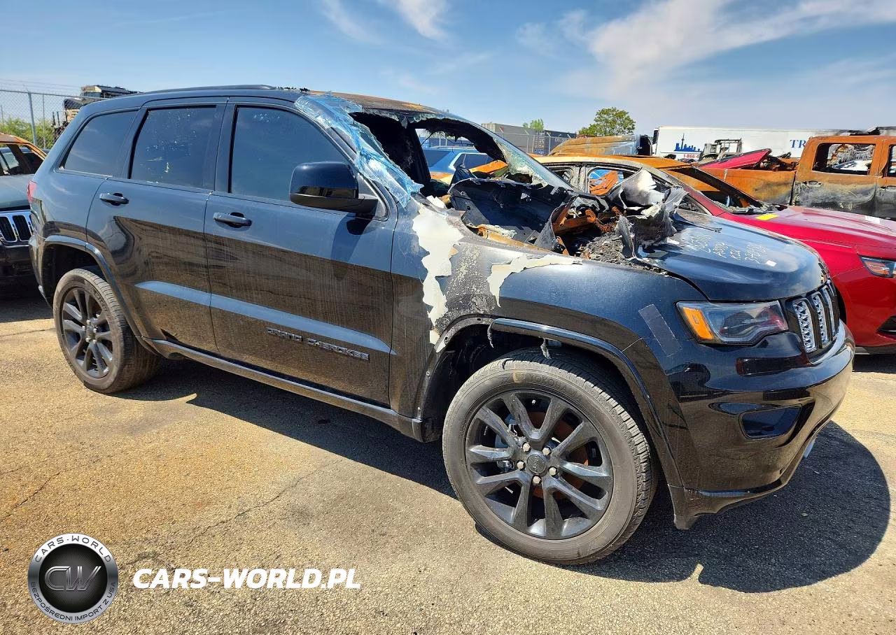 2020 Jeep Grand Cherokee Laredo VIN:1C4RJEAG3LC370987 - 4