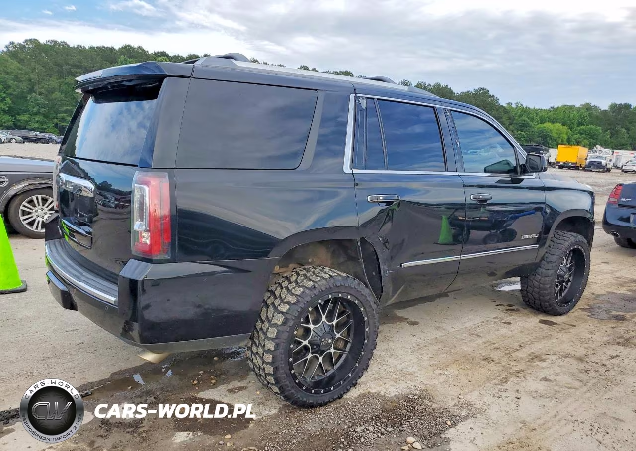 2015 GMC Yukon Denali VIN:1GKS2CKJ6FR660062 - 3