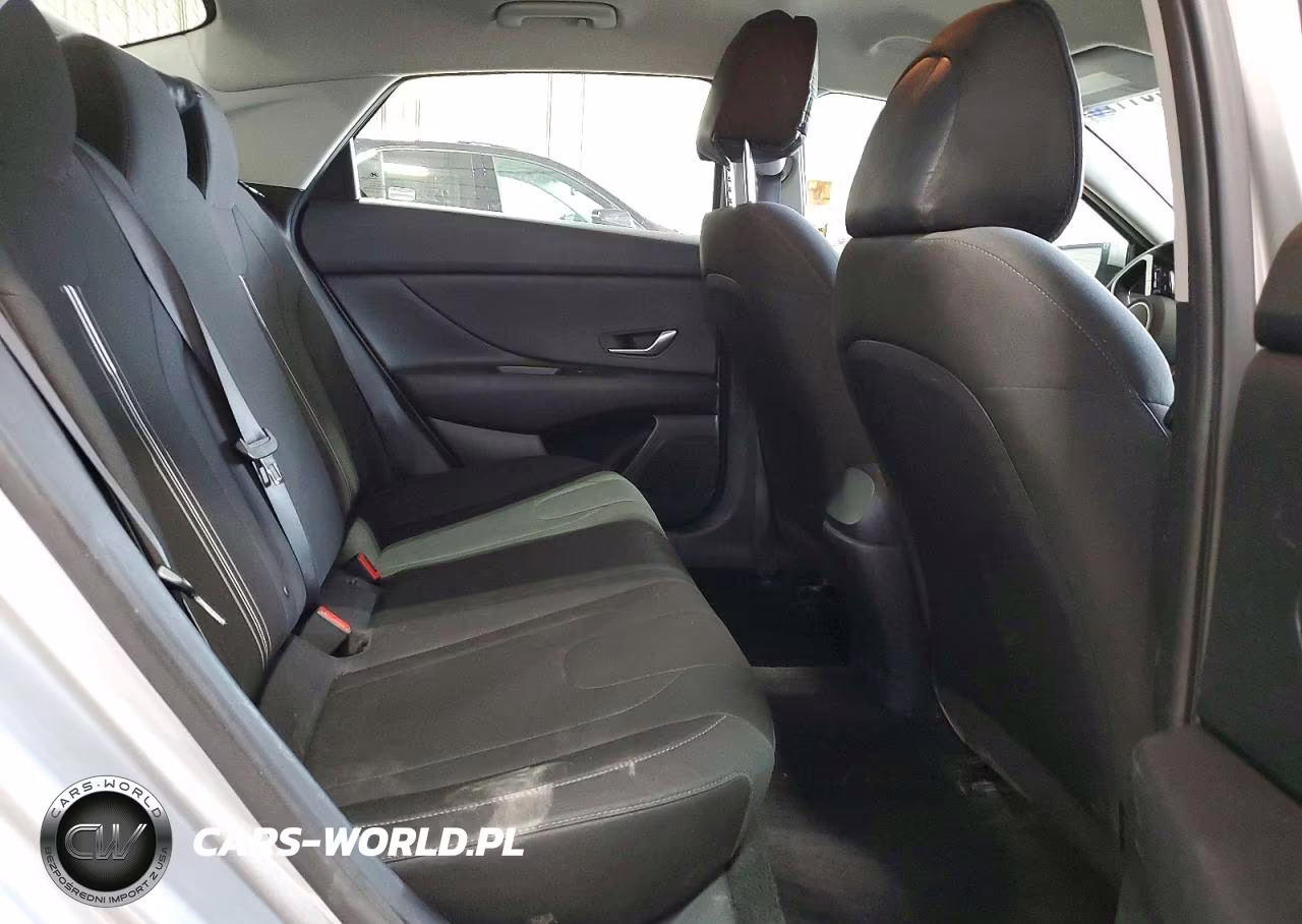 2021 Hyundai Elantra Sel VIN:5NPLM4AG1MH045820 - 10