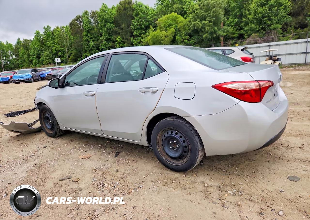 2017 Toyota Corolla Le VIN:2T1BURHE4HC809911 - 2