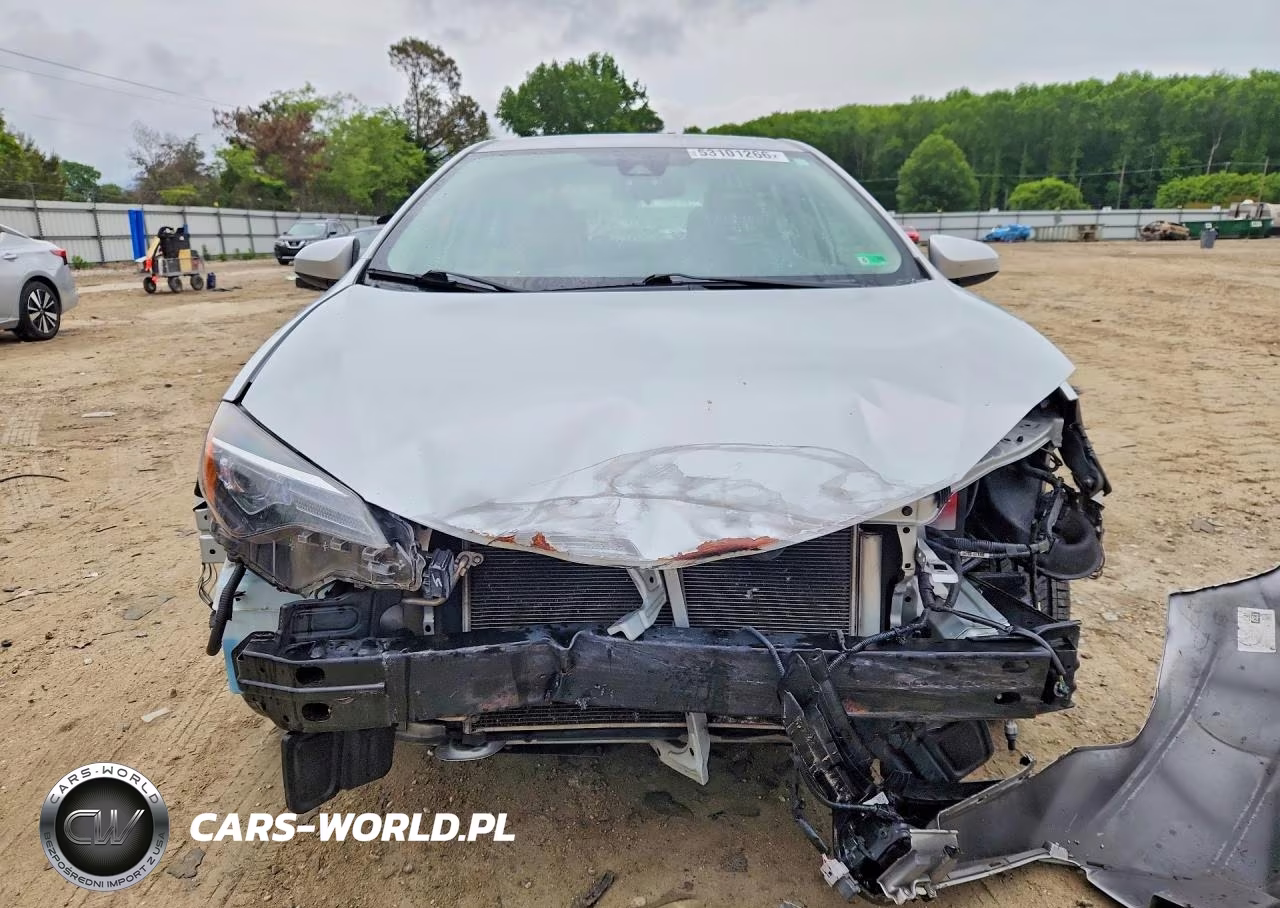 2017 Toyota Corolla Le VIN:2T1BURHE4HC809911 - 5