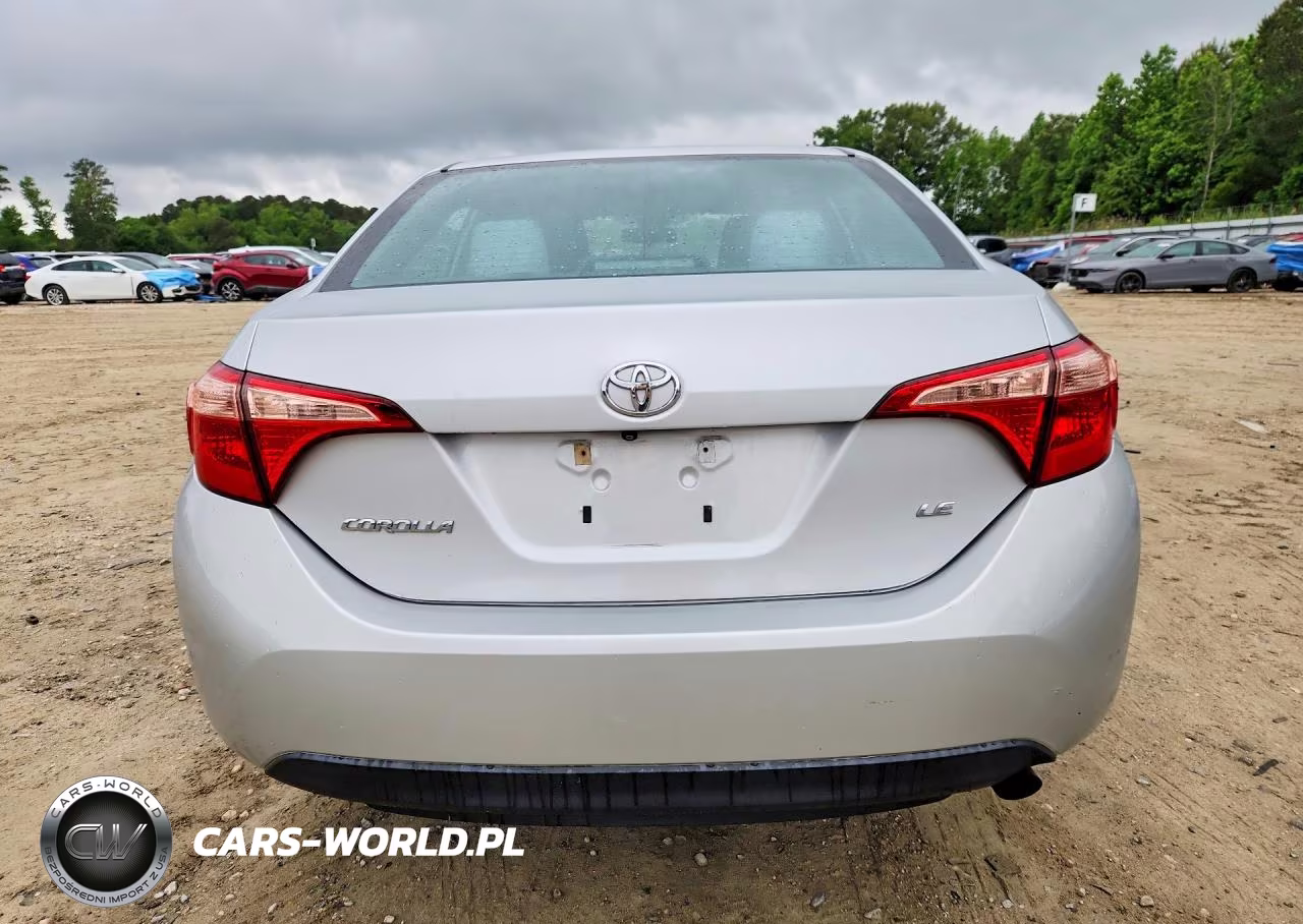 2017 Toyota Corolla Le VIN:2T1BURHE4HC809911 - 6