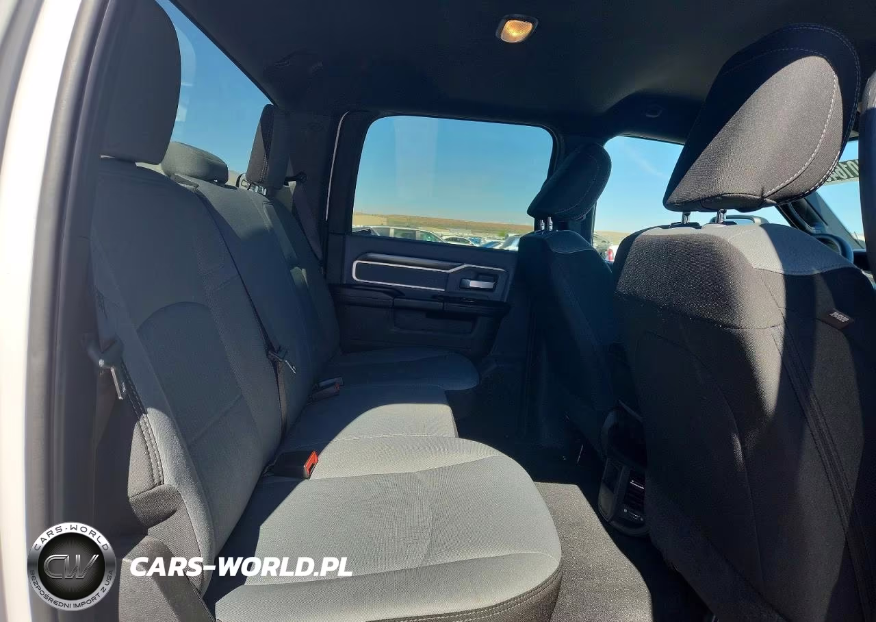 2023 Ram 2500 Big Horn VIN:3C6UR5DL8PG537625 - 10