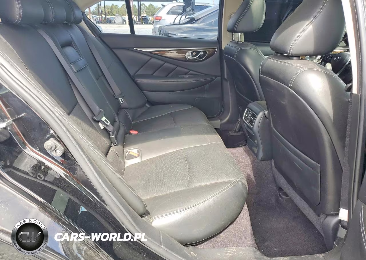 2018 Infiniti Q50 Luxe VIN:JN1EV7AR7JM445104 - 10