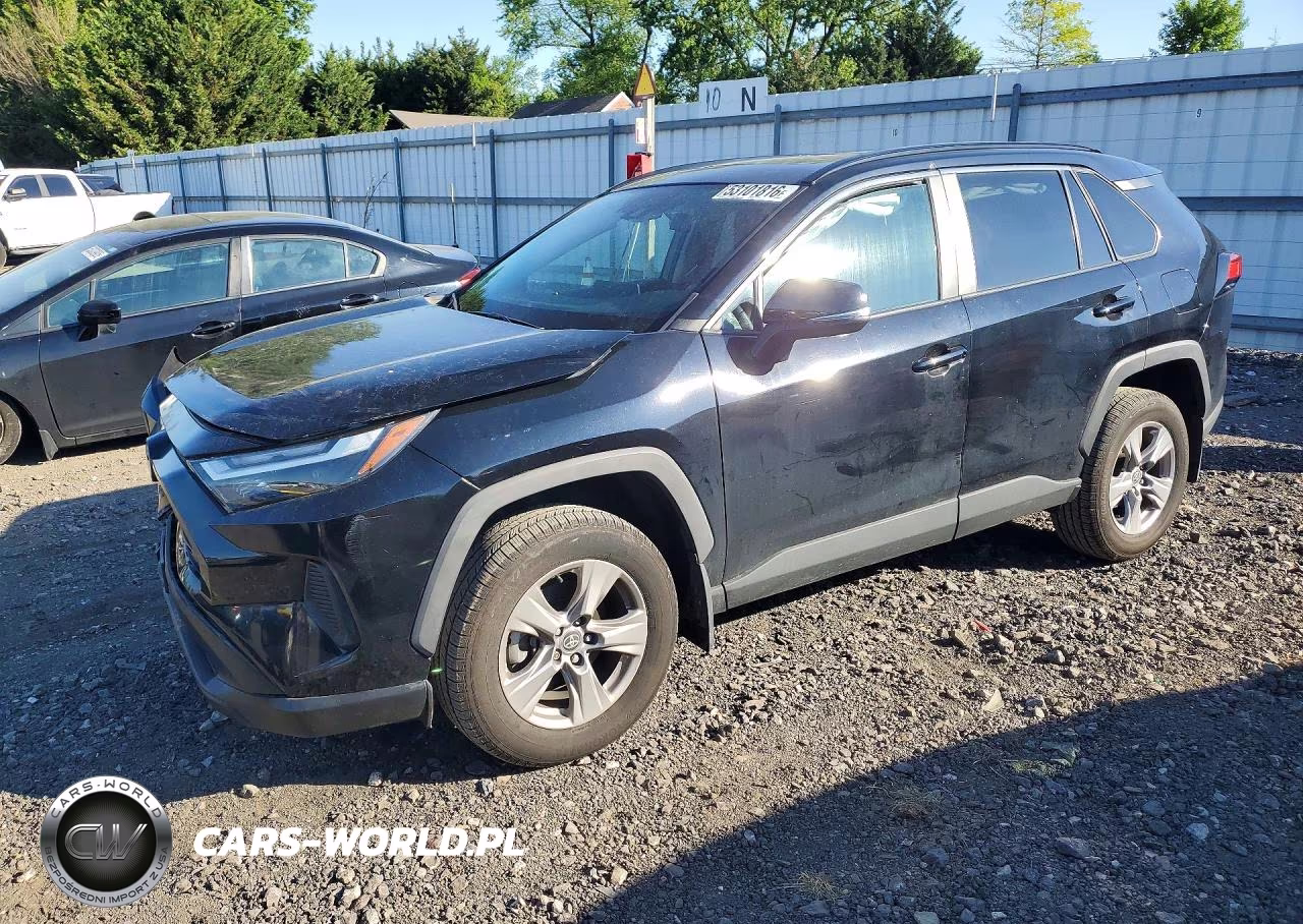 2023 Toyota Rav4 Xle – zdjęcie 1 z 13