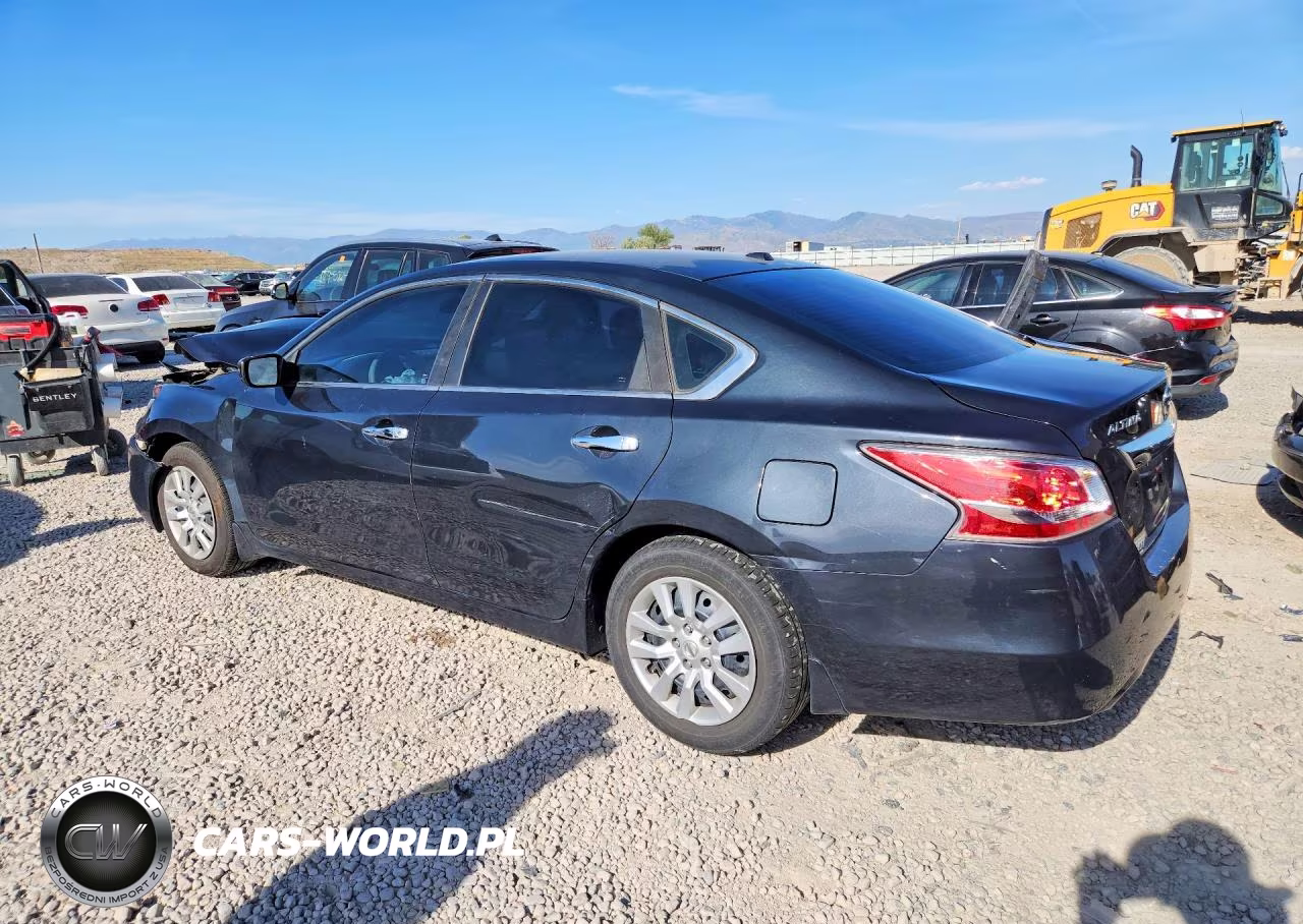2015 Nissan Altima 2.5 S VIN:1N4AL3AP4FN328807 - 2
