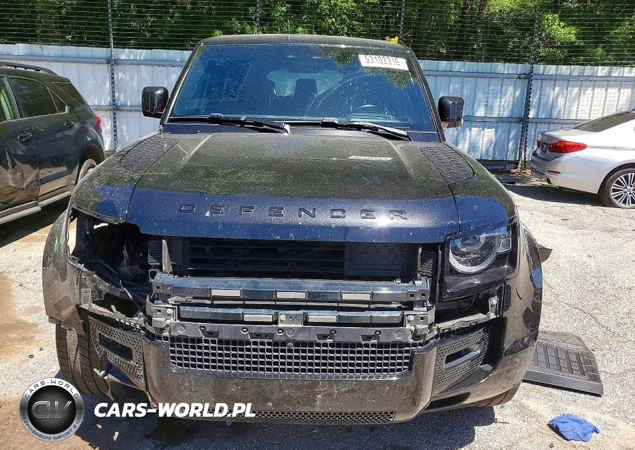 2024 Land Rover Defender 110 X VIN:SALEXEEU6R2262867 - 5