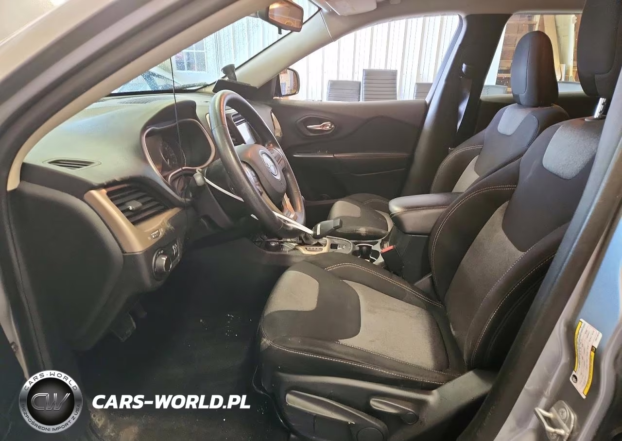 2014 Jeep Cherokee Sport VIN:1C4PJMAB3EW213676 - 7