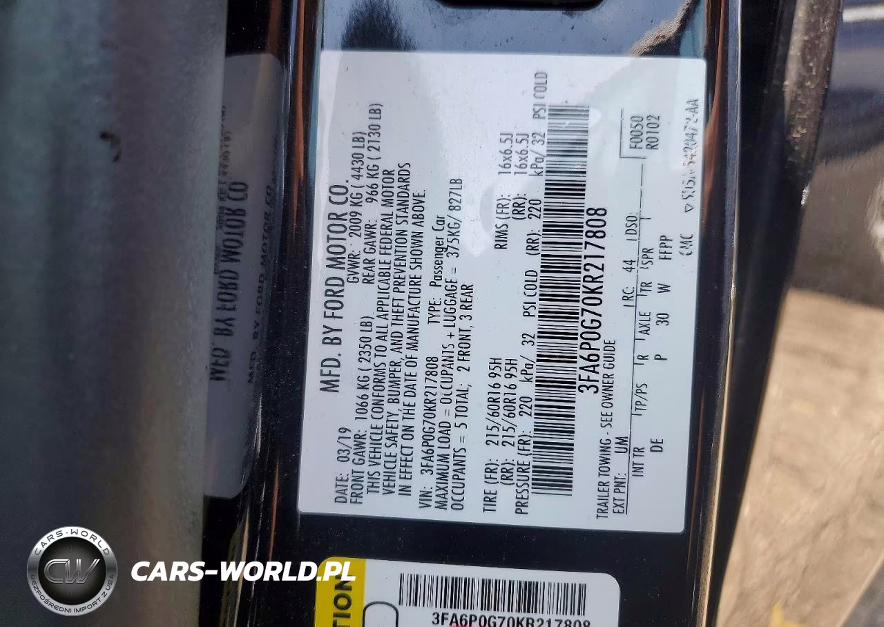 2019 Ford Fusion S VIN:3FA6P0G70KR217808 - 12