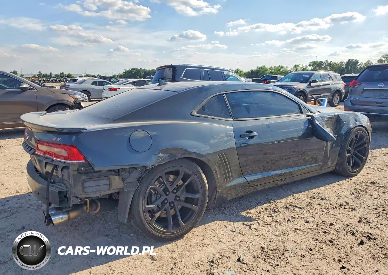 2015 Chevrolet Camaro 2Ss VIN:2G1FK1EJ6F9135809 - 3