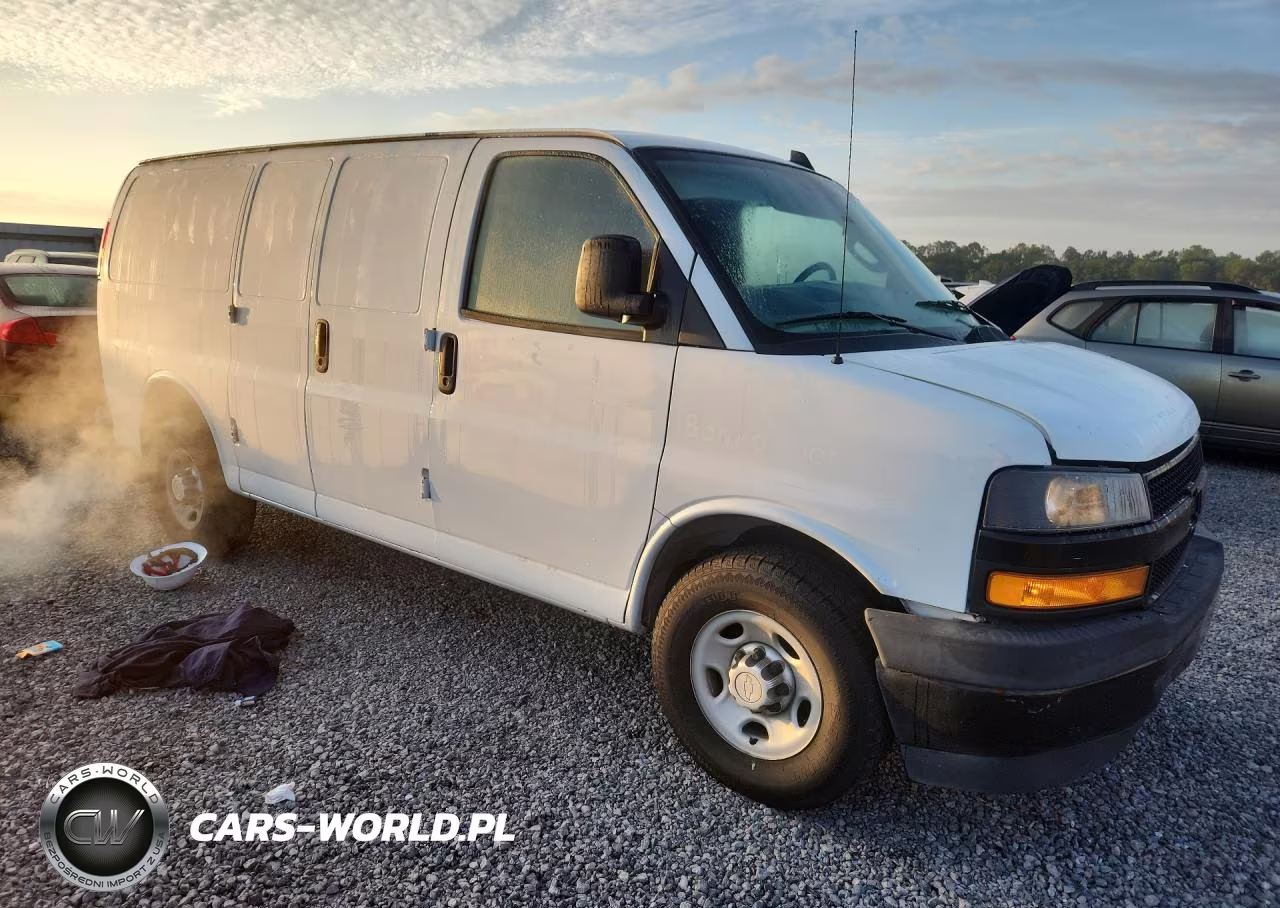 2019 Chevrolet Express G2500 VIN:1GCWGAFG5K1297652 - 4