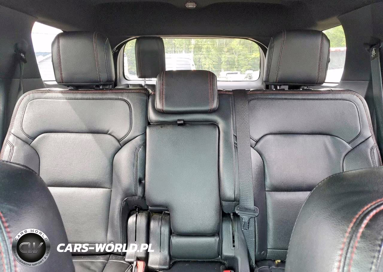 2016 Ford Explorer Sport VIN:1FM5K8GT0GGC83656 - 10
