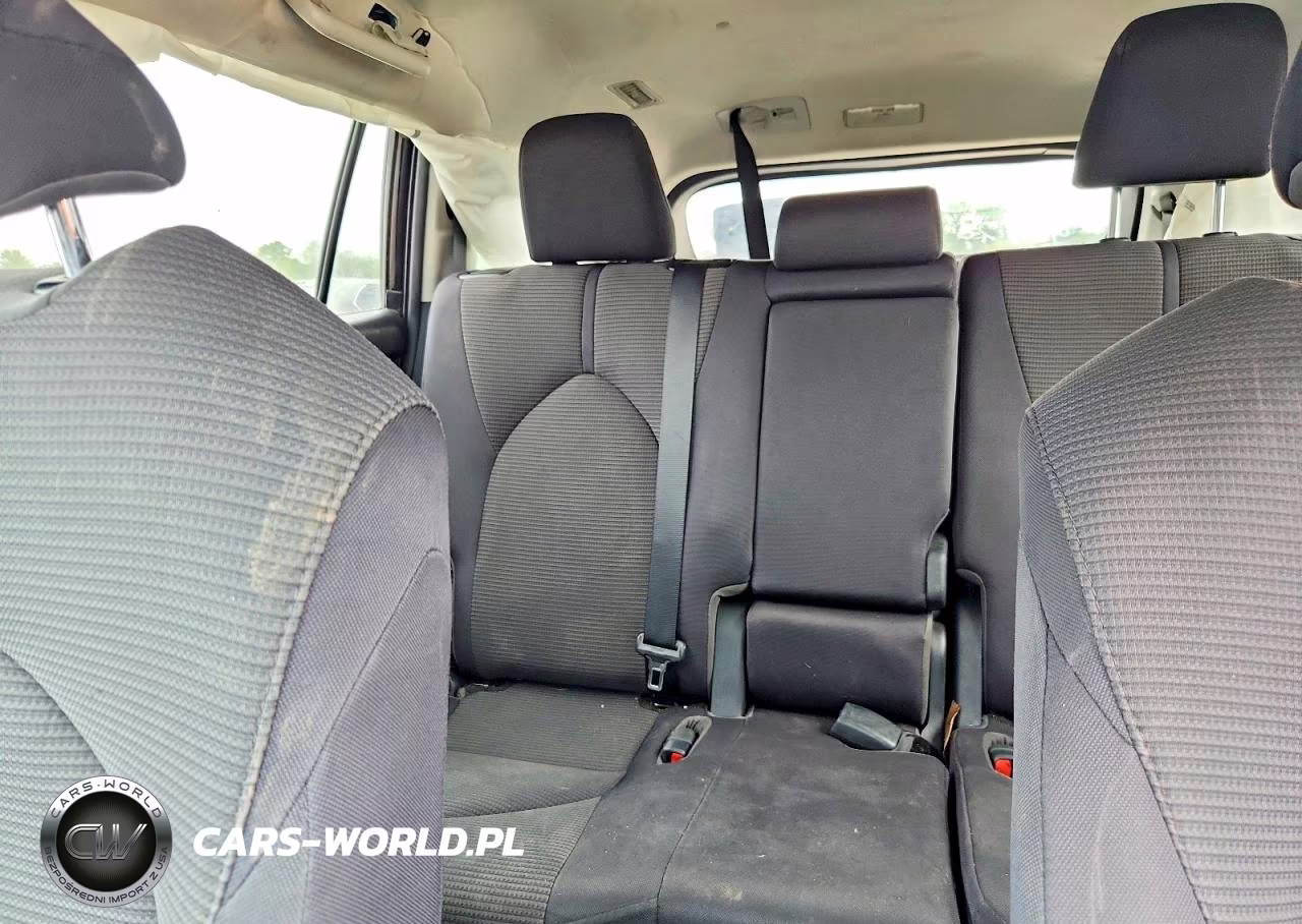 2021 Toyota Highlander Le VIN:5TDZZRAH6MS532166 - 10