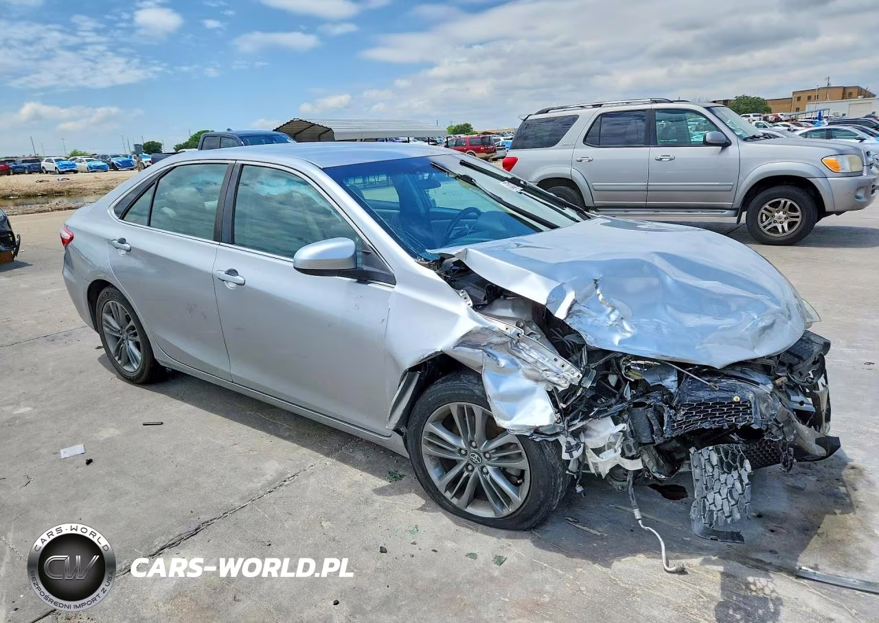 2017 Toyota Camry Se VIN:4T1BF1FK3HU299439 - 4
