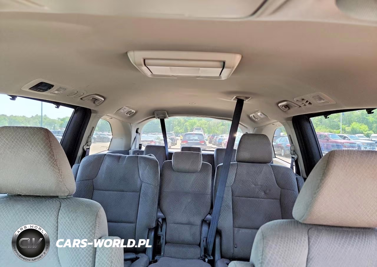 2016 Honda Odyssey Se VIN:5FNRL5H38GB135586 - 10