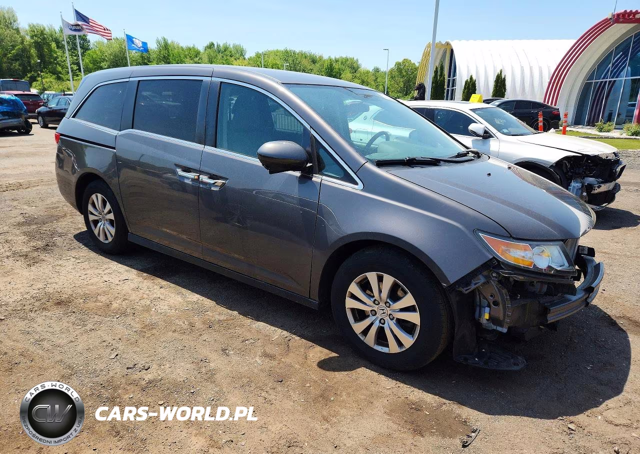 2016 Honda Odyssey Se VIN:5FNRL5H38GB135586 - 4