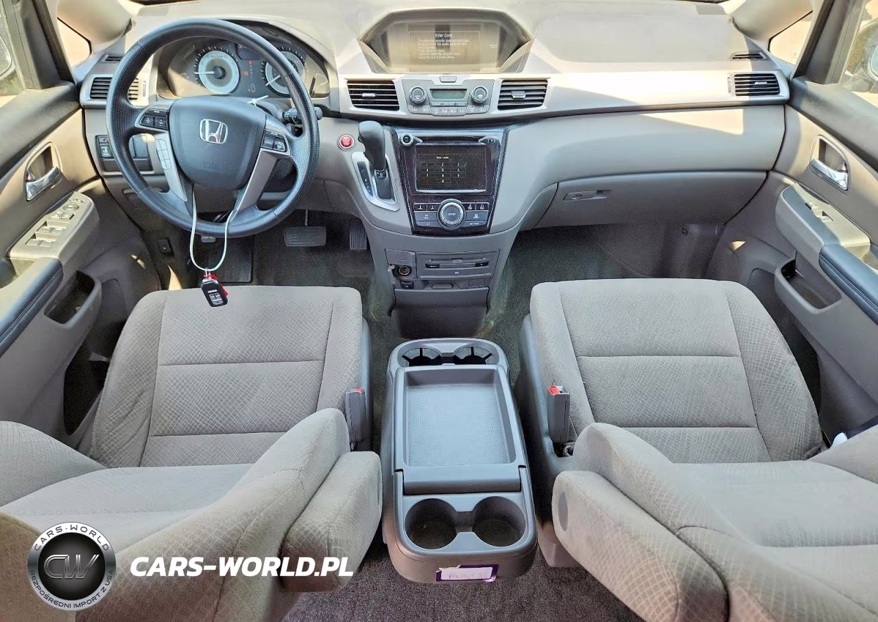 2016 Honda Odyssey Se VIN:5FNRL5H38GB135586 - 8
