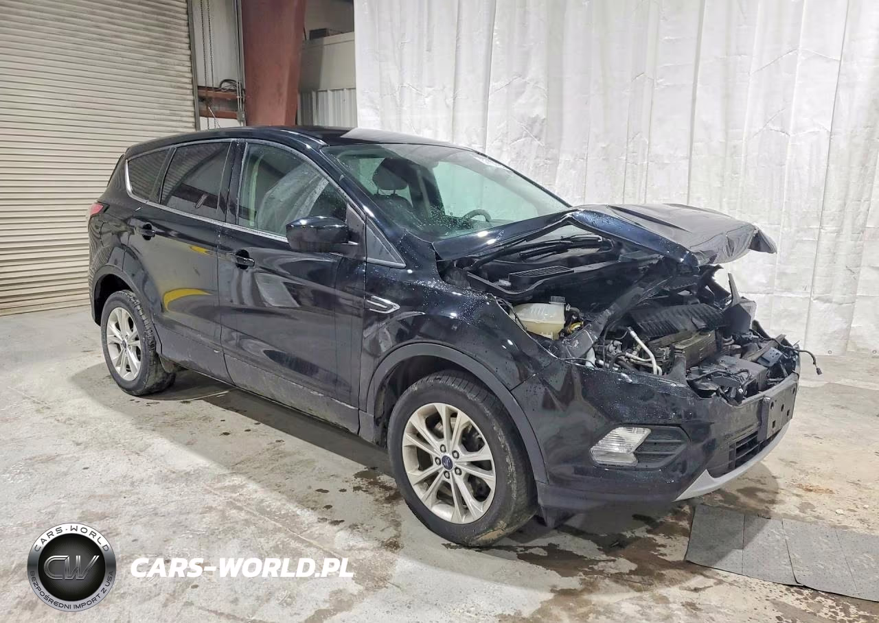 2017 Ford Escape Se VIN:1FMCU9GD9HUD50337 - 4