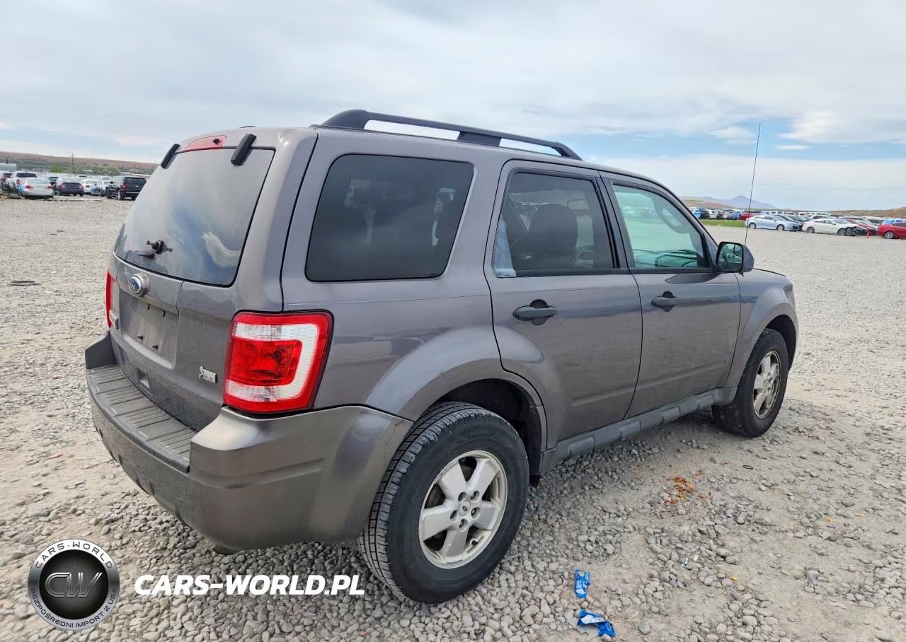 2012 Ford Escape Xlt VIN:1FMCU9DG8CKB34286 - 3