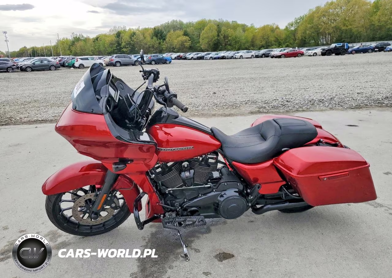2018 Harley-Davidson Fltrxs Road Glide Special VIN:1HD1KTC19JB647246 - 3