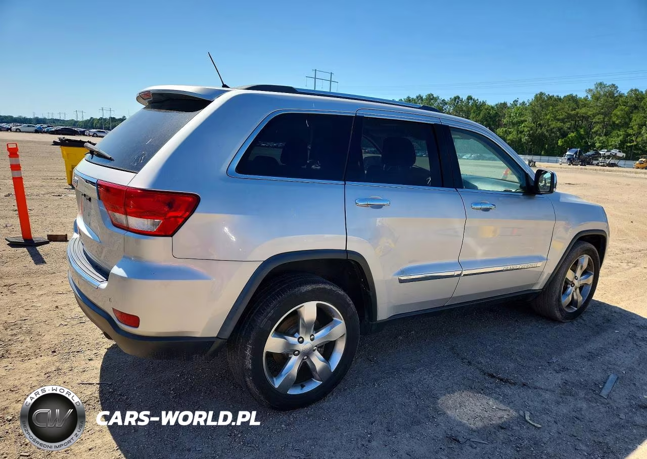 2013 Jeep Grand Cherokee Limited VIN:1C4RJEBG2DC520295 - 3