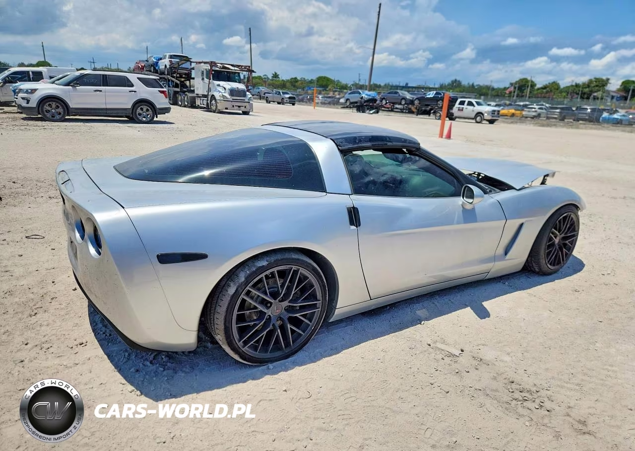 2013 Chevrolet Corvette VIN:1G1YA2DW1D5108526 - 3