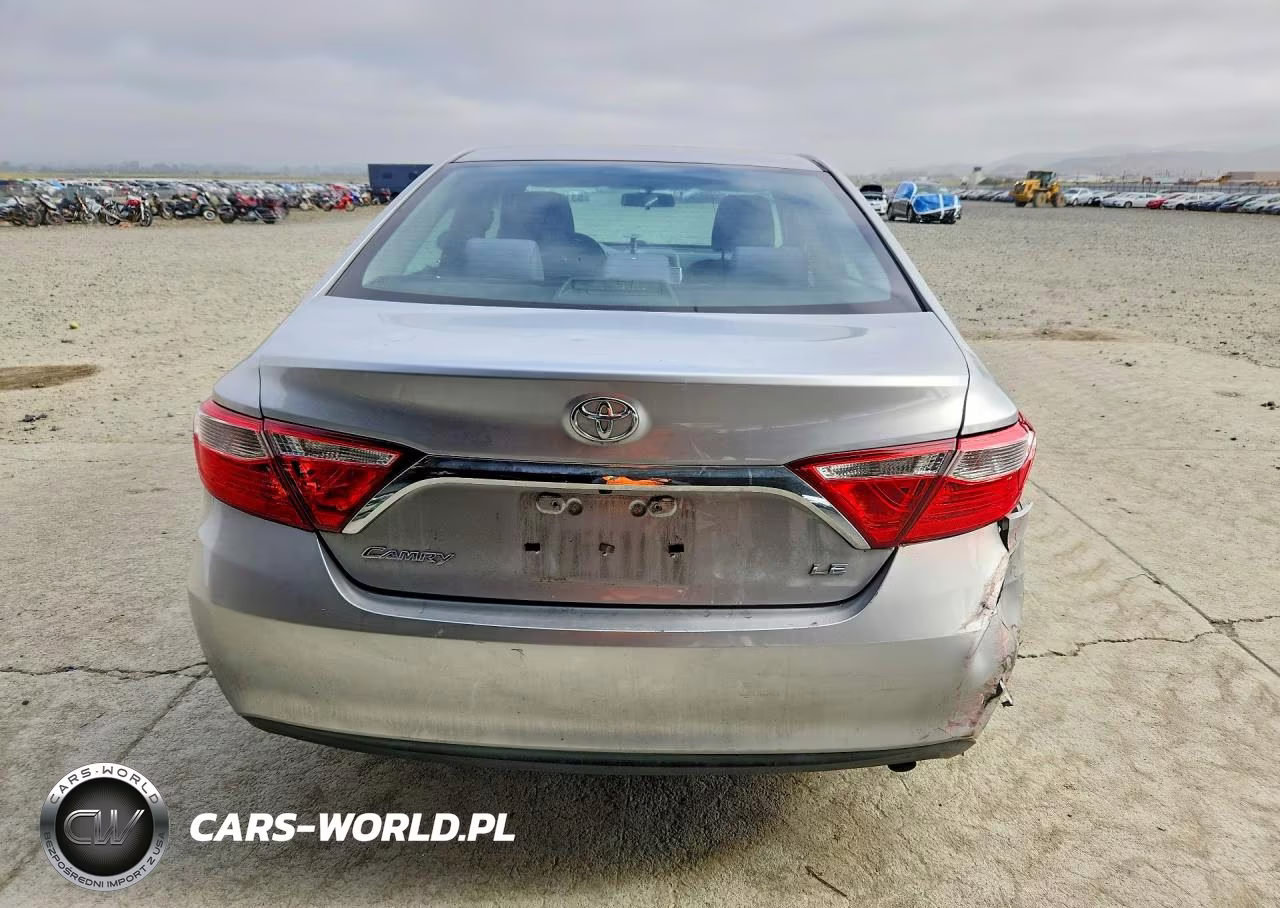 2016 Toyota Camry Le VIN:4T4BF1FK0GR566072 - 6