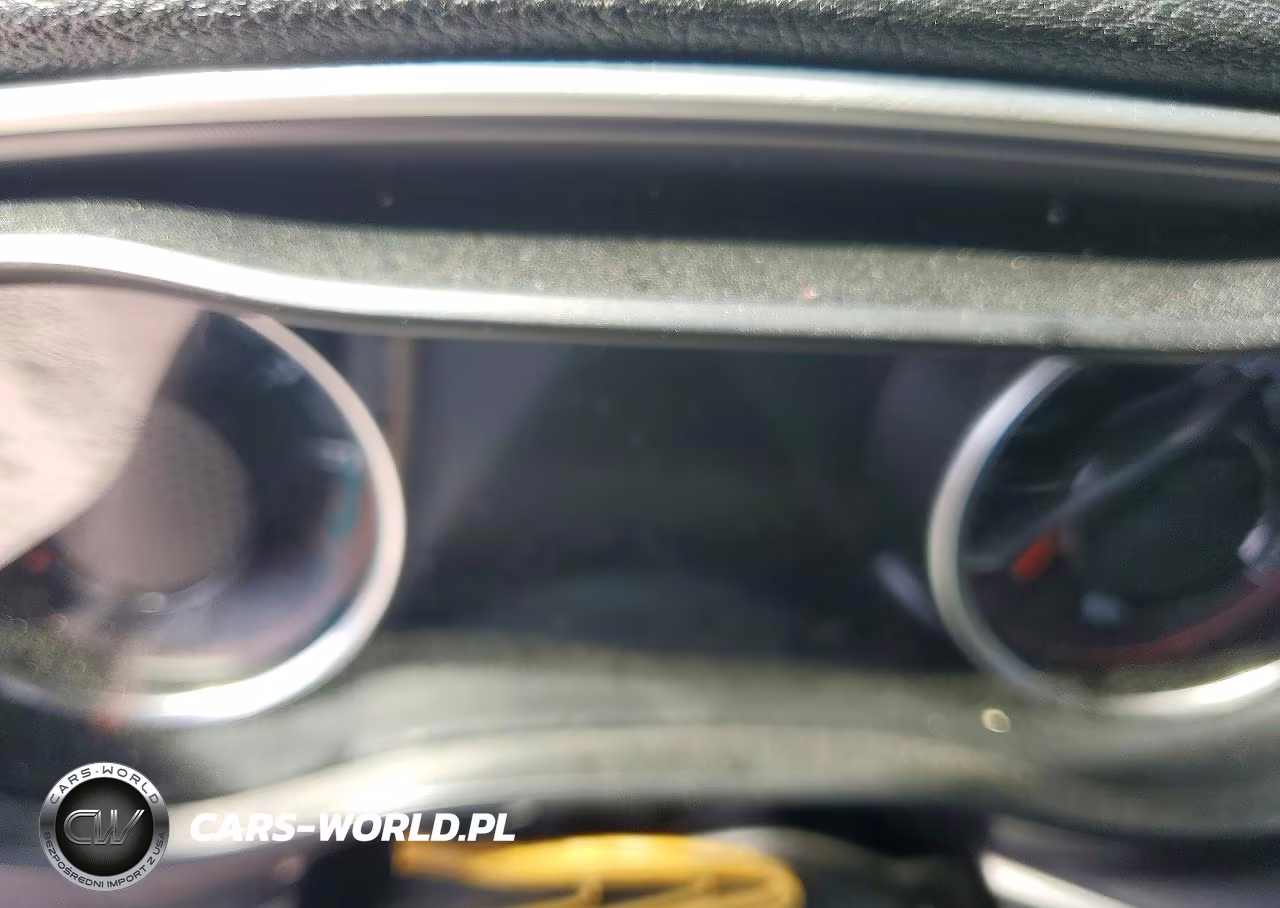 2020 Dodge Challenger Sxt VIN:2C3CDZAG1LH191398 - 9