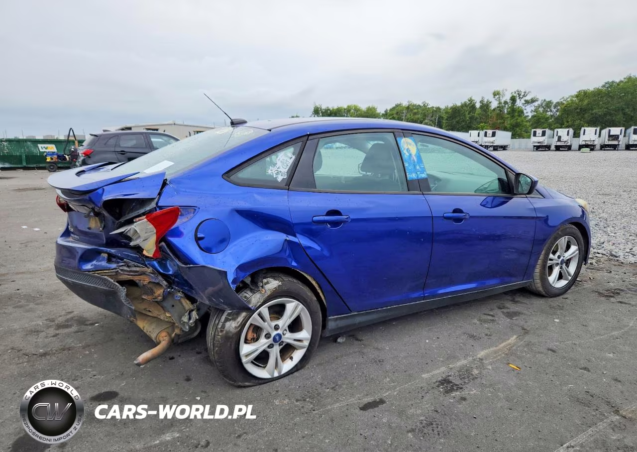 2012 Ford Focus Se VIN:1FAHP3F26CL465299 - 3