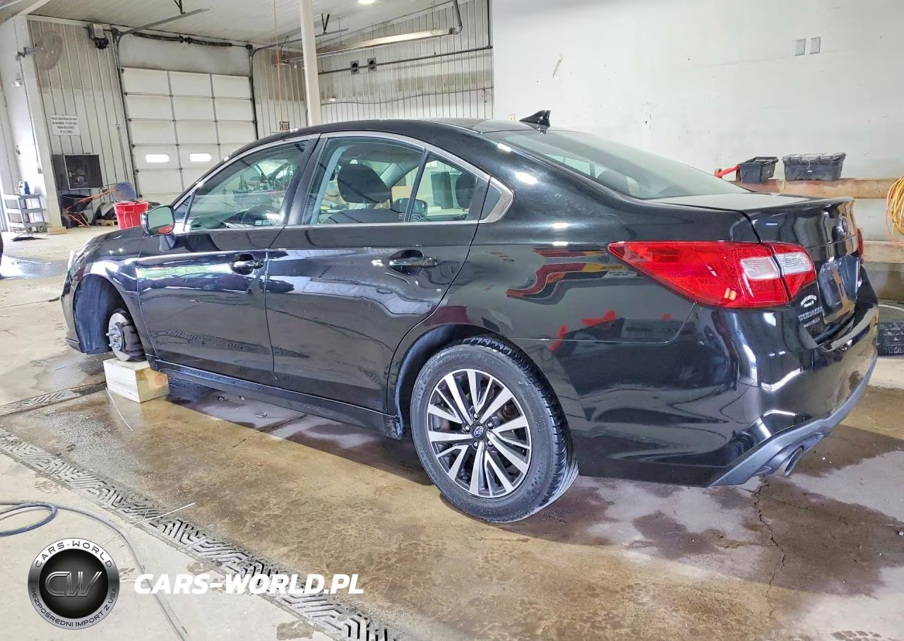 2018 Subaru Legacy 2.5I Premium VIN:4S3BNAF69J3023210 - 2