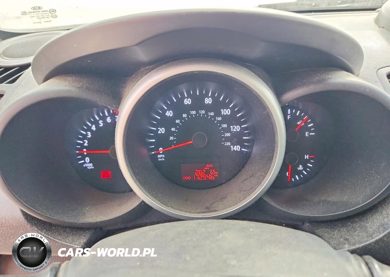 2012 Kia Soul + VIN:KNDJT2A65C7442391 - 9