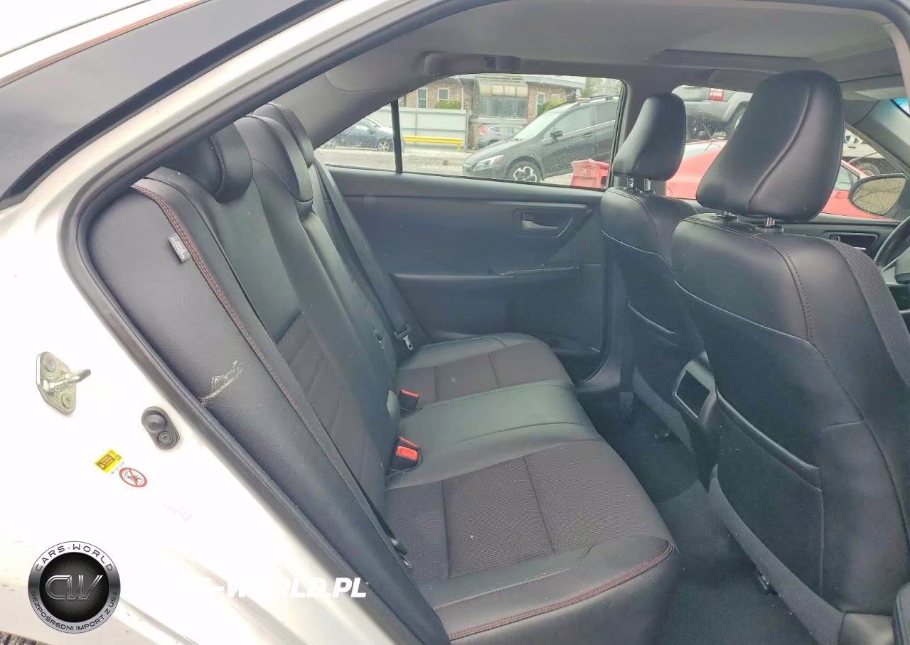 2016 Toyota Camry Se VIN:4T1BF1FK3GU215702 - 10