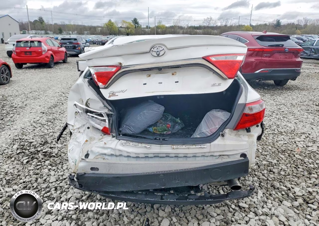 2016 Toyota Camry Se VIN:4T1BF1FK3GU215702 - 6