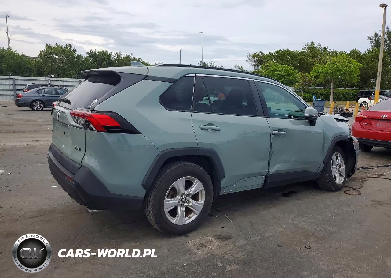 2019 Toyota Rav4 Xle VIN:2T3W1RFV8KC015716 - 3