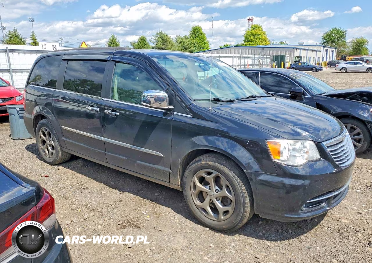 2016 Chrysler Town & Country Touring L VIN:2C4RC1CG5GR200708 - 4