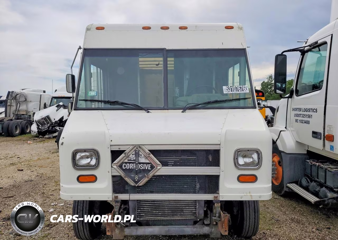 2001 Freightliner Mt45 Chassis Delivery Truck VIN:4UZAANBW91CH52665 - 5