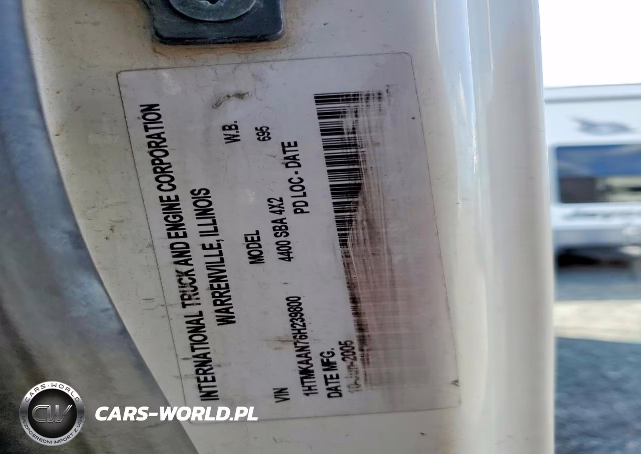 2006 International 4400 Crane Truck VIN:1HTMKAAN76H239800 - 10