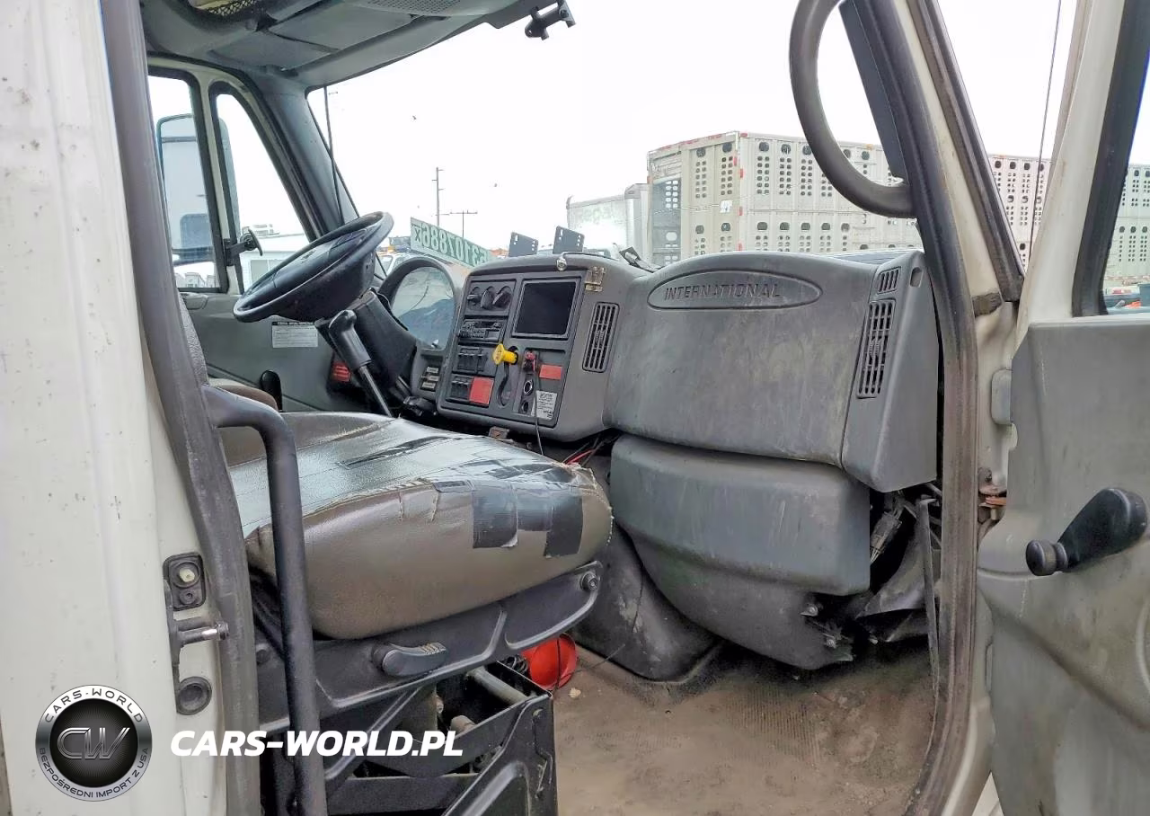 2006 International 4400 Crane Truck VIN:1HTMKAAN76H239800 - 5