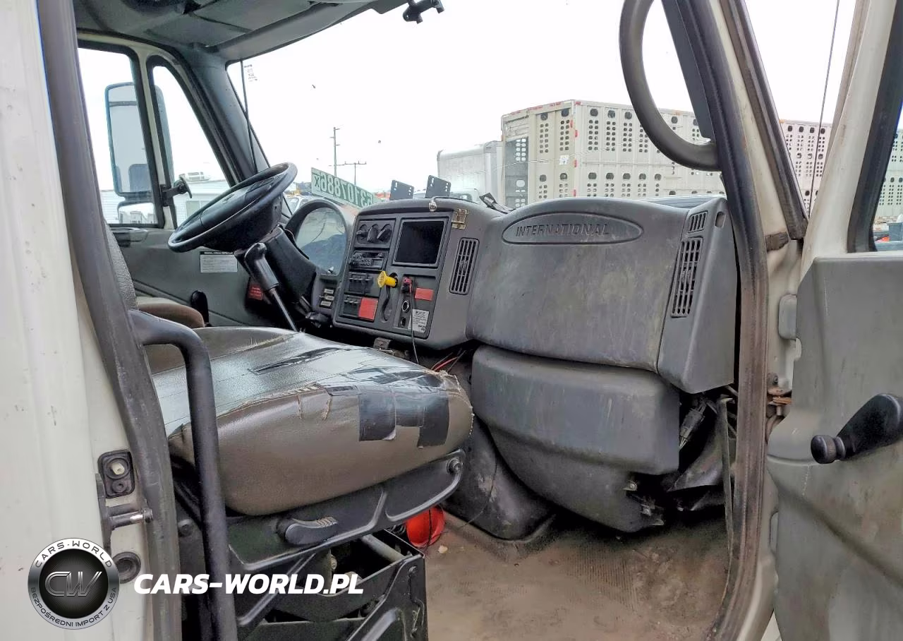2006 International 4400 Crane Truck VIN:1HTMKAAN76H239800 - 6