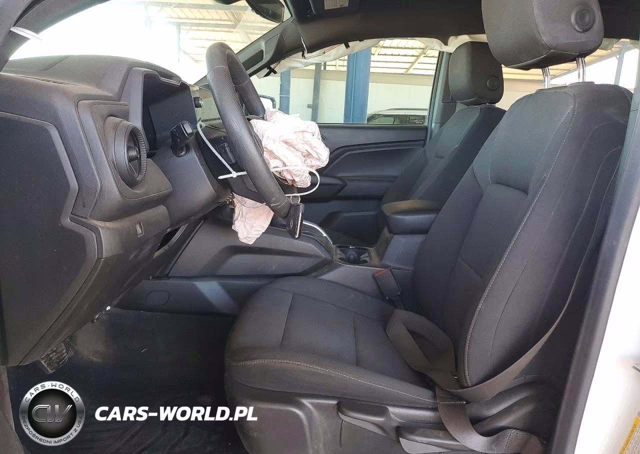 2025 Chevrolet Colorado VIN:1GCPTBEK2S1213069 - 7