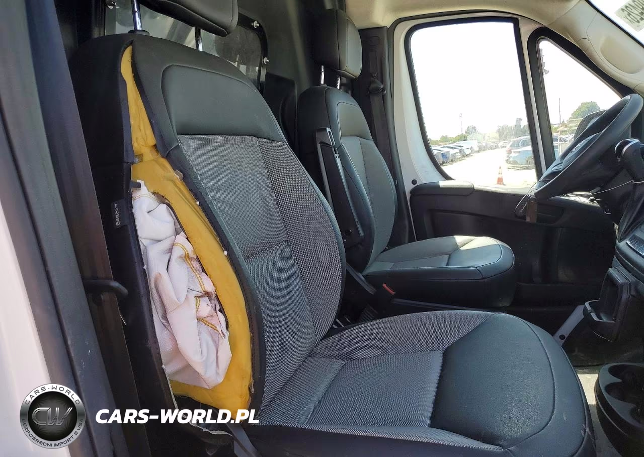 2025 Ram Promaster 1500 Tradesman Low Roof 118 Wb W-Pass Seat VIN:3C6LRVNG4SE533654 - 11